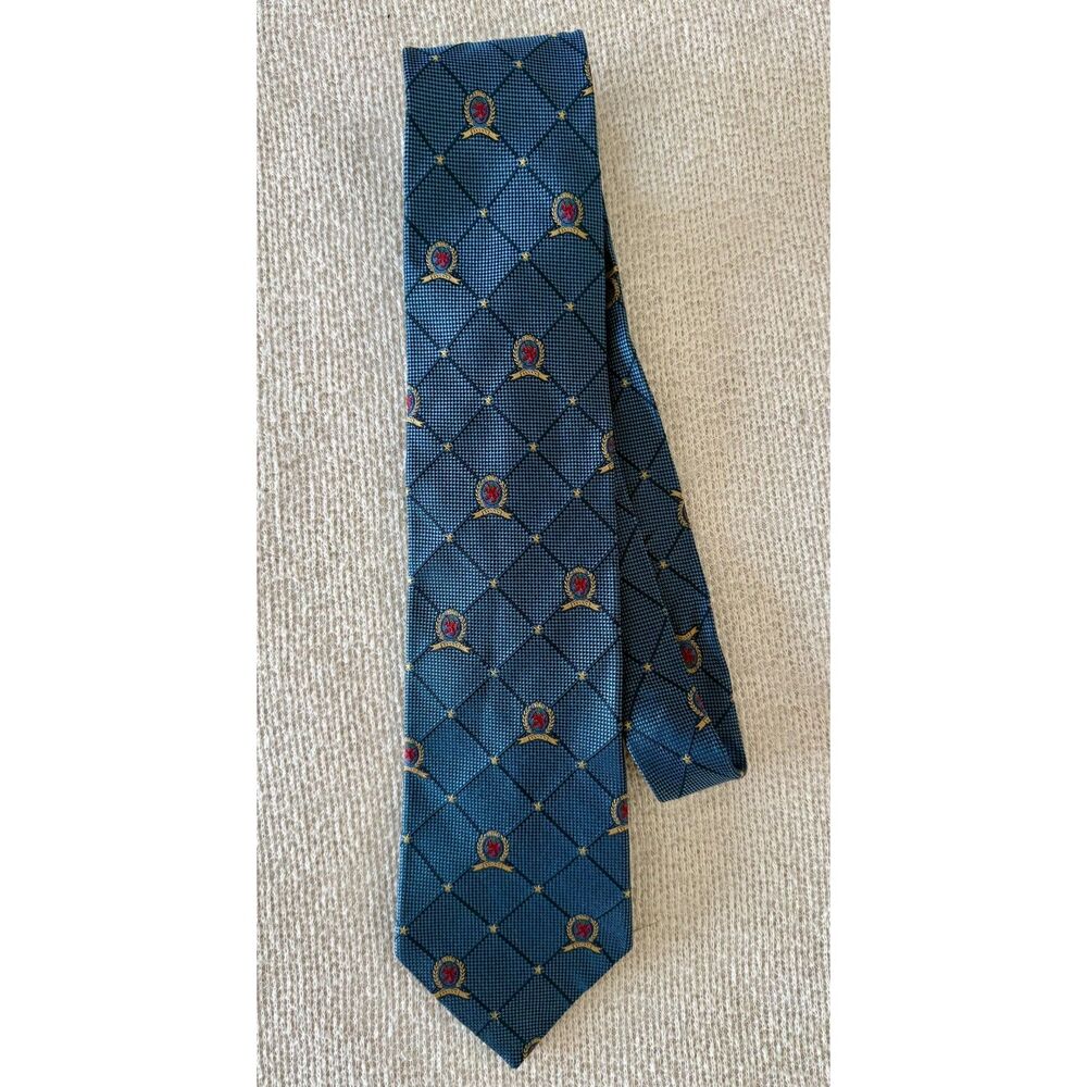 Tommy Hilfiger Mens Silk Tie Blue Crest Diamond Lattice Pattern Preppy Classic